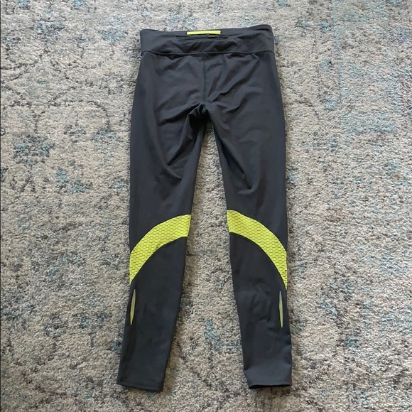 Under armor leggings - Picture 4 of 8